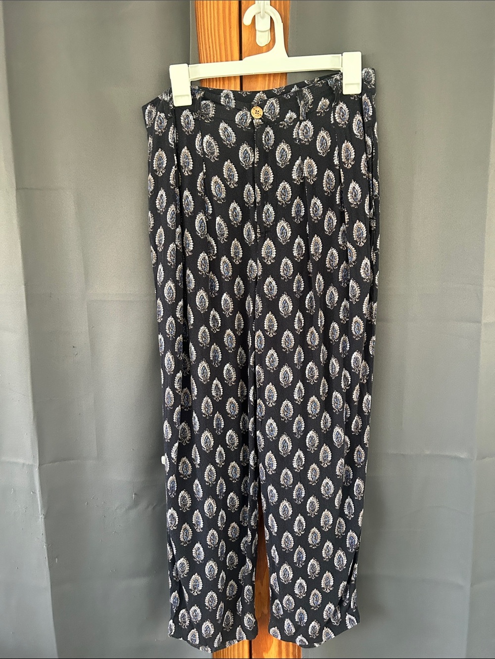 Free People Magdalene Printed Beach Pants Navy Blue Paisley Size 4
